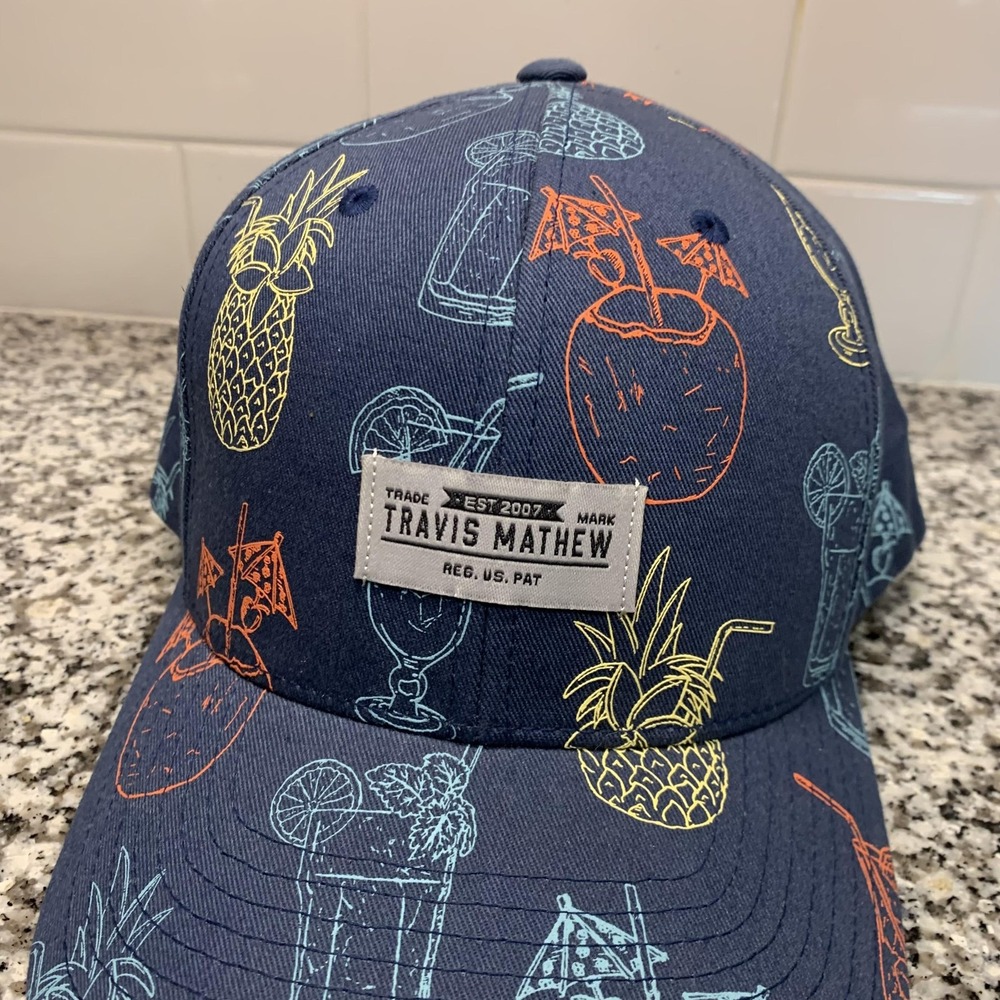 Travis‎ Mathew Hat Cap Snap Back Mens Navy Tropical Cocktail Golf Print Cotton - Picture 2 of 7